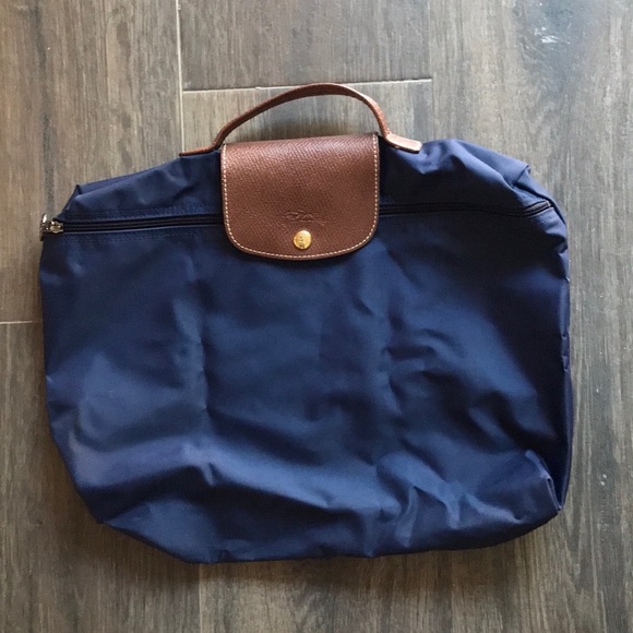 document bag longchamp